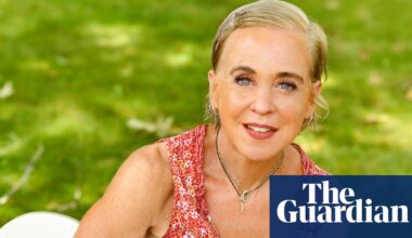 Throwing Muses frontwoman Kristin Hersh: ‘I was compelled to make music after cracking my skull open’ | Kristin Hersh