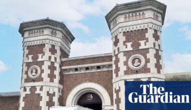 Prisons ‘one major event from disaster’ after U-turn on early release scheme | Prisons and probation