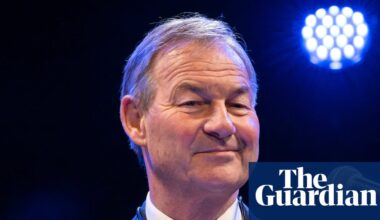 Rupert Lowe set to be paid as much for divisive posts on Elon Musk’s X as for being MP | Rupert Lowe