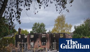 UK to warn citizens to stock up on food amid threat from climate crisis and hostile states | Defence policy