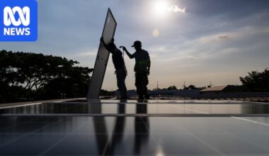 Recycling fee put forward as solution to Australia's growing solar panel waste