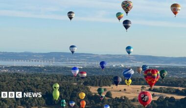Bristol Balloon Fiesta gets started at Ashton Court with first mass ascent - live updates