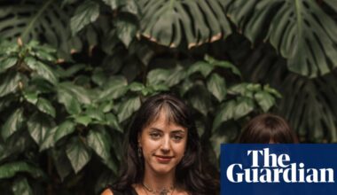 Monstera magic: Barbican hands out cuttings as ‘green lung of the city’ closes | Barbican