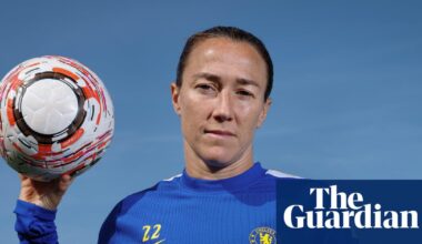 ‘Now is a good time for players to speak up’: Lucy Bronze on Fifa and helping refugees | Lucy Bronze
