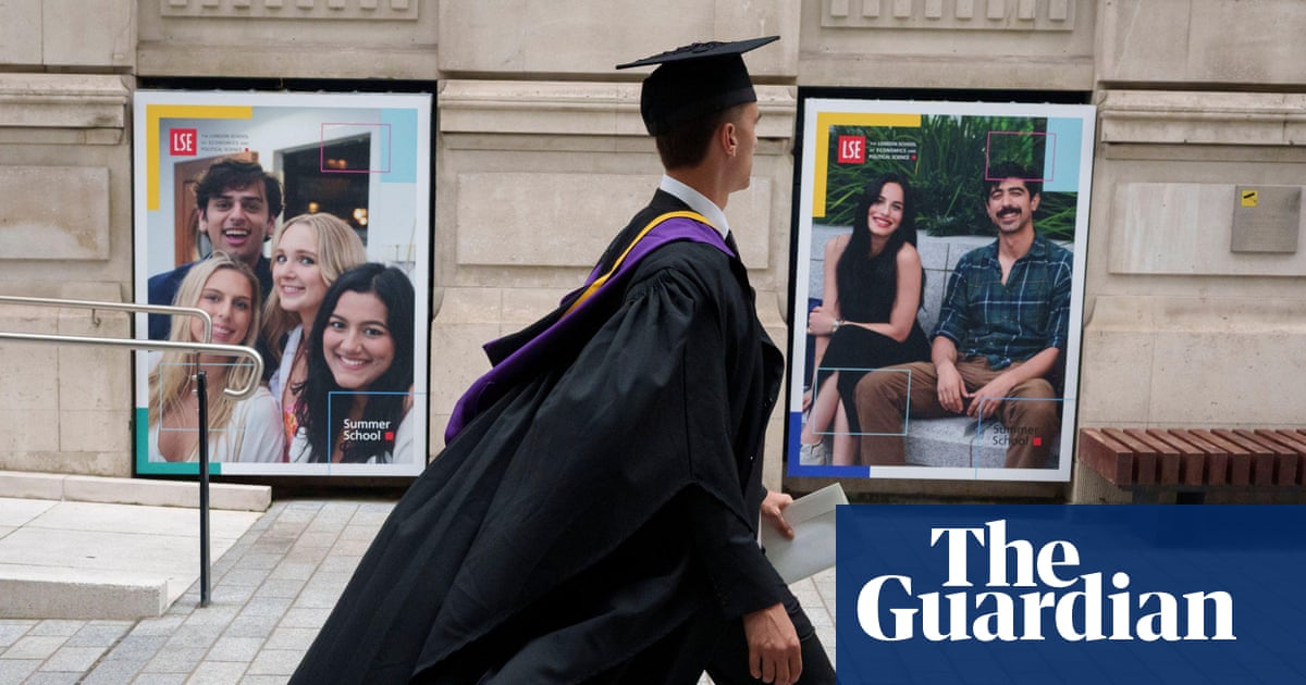 UK graduate job vacancies plunge to lowest in a decade | Economics