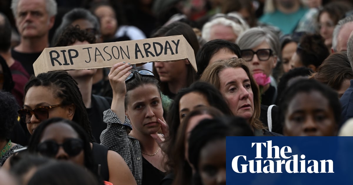 Tens of thousands pay tribute to Jason Arday at Trafalgar Square vigil | Jason Arday