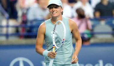 Swiatek to face Svitolina in Canadian Open semi-finals