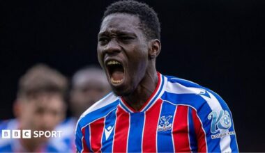 Ismaila Sarr celebrating for Crystal Palace