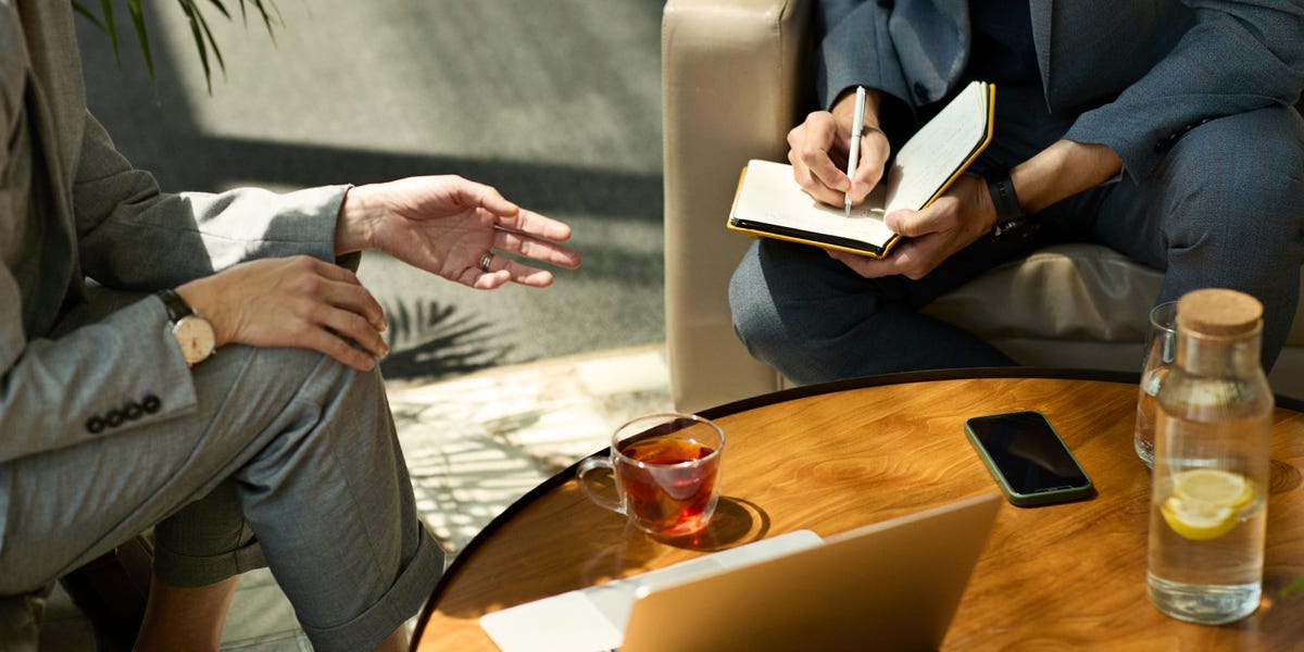 What to Know About Getting a Financial Advisor in Your 20s