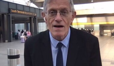 BBC Breakfast fans have same Simon Calder complaint as he issues travel warning | TV & Radio | Showbiz & TV