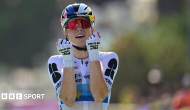 Demi Vollering celebrates as she wins stage eight of the 2026 Tour de France Femmes in Nice