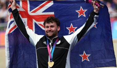 New Zealand's Devon Briggs smashes Commonwealth Games record in Men's Para-Cycling C3 1000m Time Trial