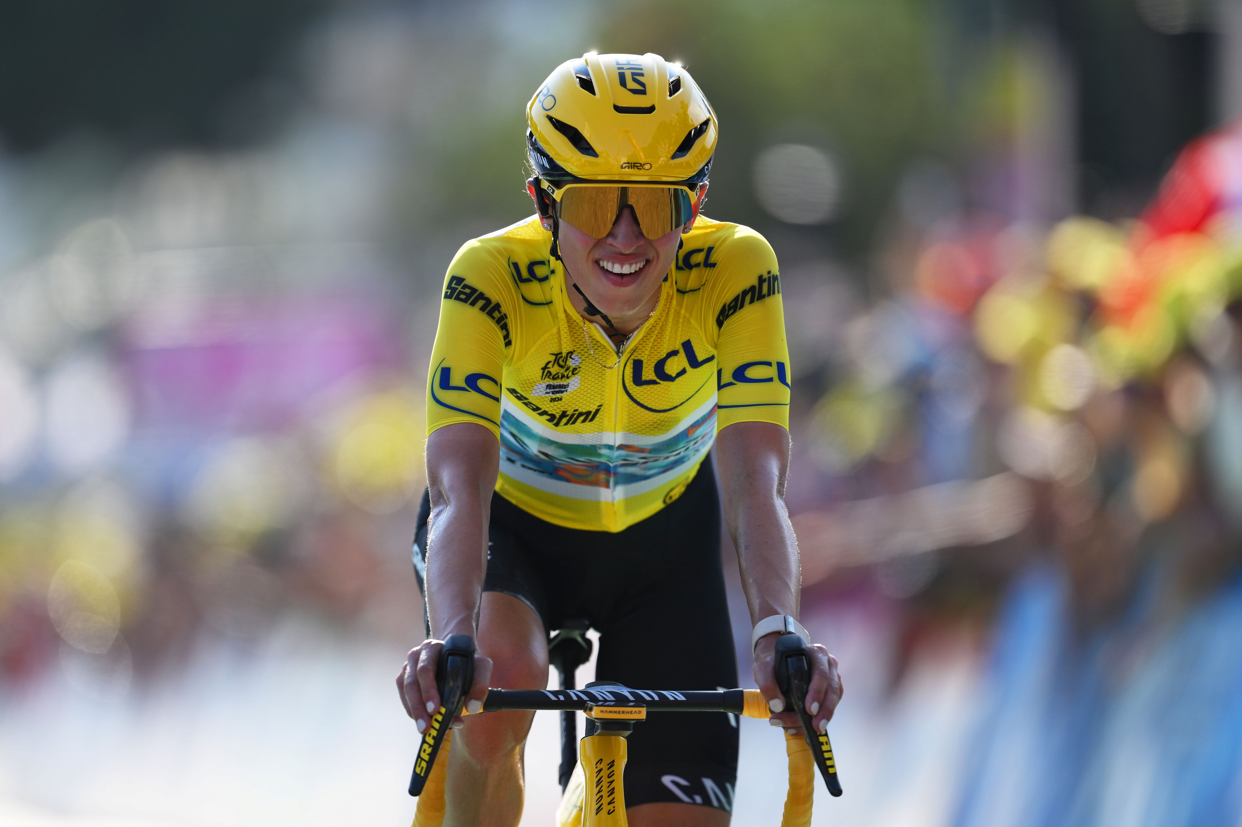NICE, FRANCE - AUGUST 08: Katarzyna Niewiadoma-Phinney of Poland and Team Canyon//SRAM Racing zondacrypto - Yellow Leader Jersey crosses the finish line on third place during the 5th Tour de France Femmes 2026, Stage 8 a 171.9km stage from Sisteron to Nice / #UCIWWT / on August 08, 2026 in Nice, France. (Photo by Alex Broadway/Getty Images)