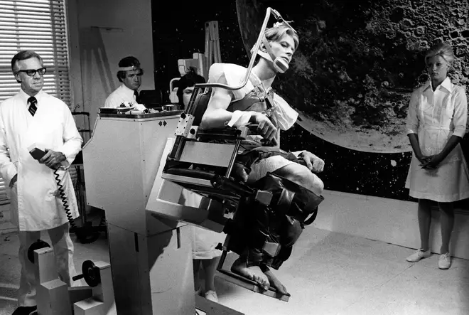 The authorities finally catch up with "Thomas J Newton" in The Man Who Fell To Earth, 1976
