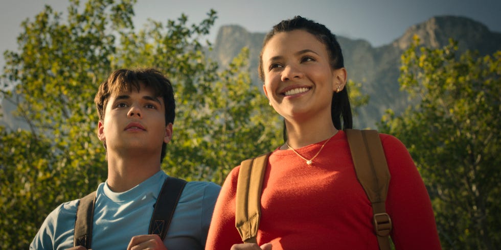 naveen paddock, nikki rodriguez, my life with the walter boys, season 3