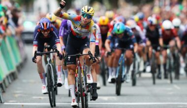 Tour of Britain Women: Lorena Wiebes snatches sprint victory on stage 1 ahead of Chiara Consonni