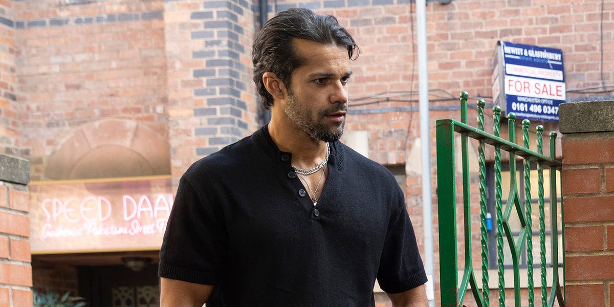 Coronation Street's Idris to make big mistake in high-stakes poker story