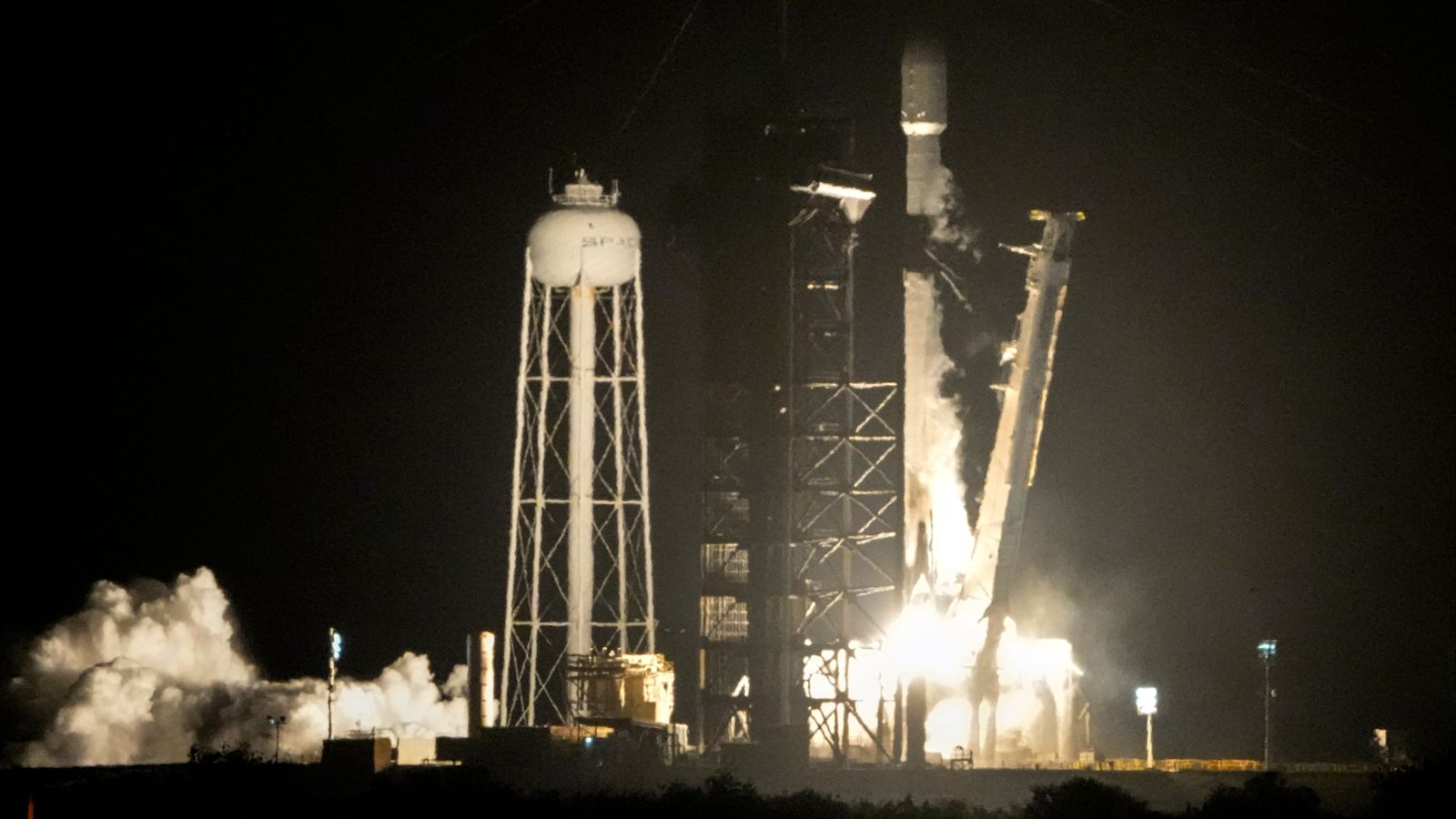 Discarded SpaceX rocket set to unintentionally smash into the moon