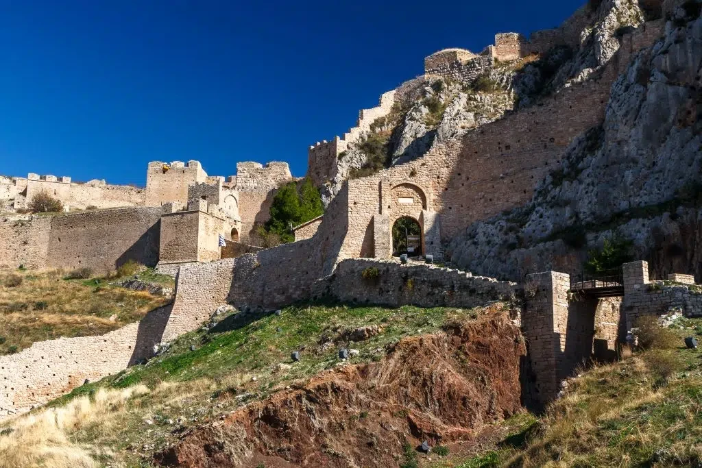 Where "The Odyssey" Was Filmed: The Architecture Behind Nolan's Troy 12 Acrocorinth, Greece