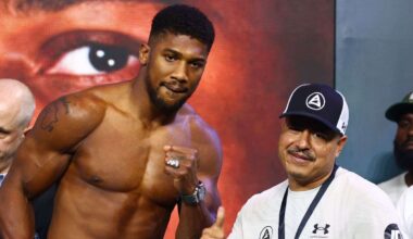 Former Anthony Joshua trainer Robert Garcia sums up AJ’s KO power