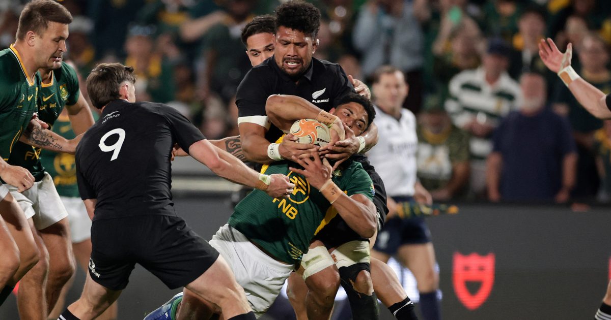'It was the right call': Dave Rennie weighs in on Ardie Savea's tackle on Jasper Wiese