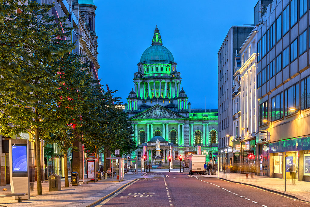 Belfast_shutterstock.jpg