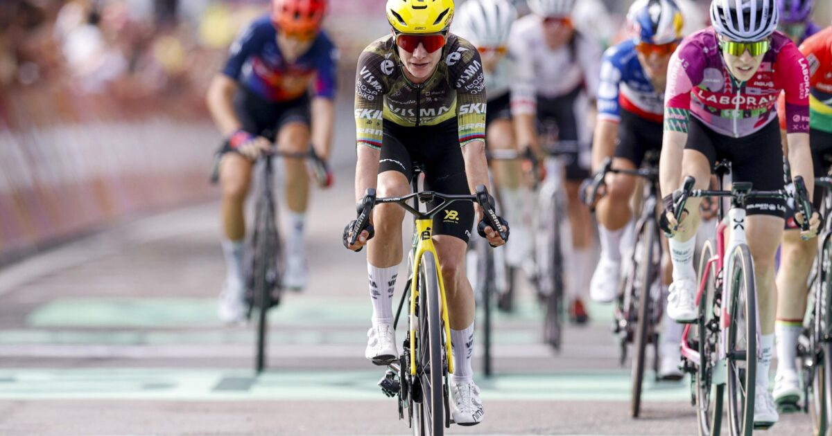 Lease a Bike puts on a strong performance in third stage… - Team Visma