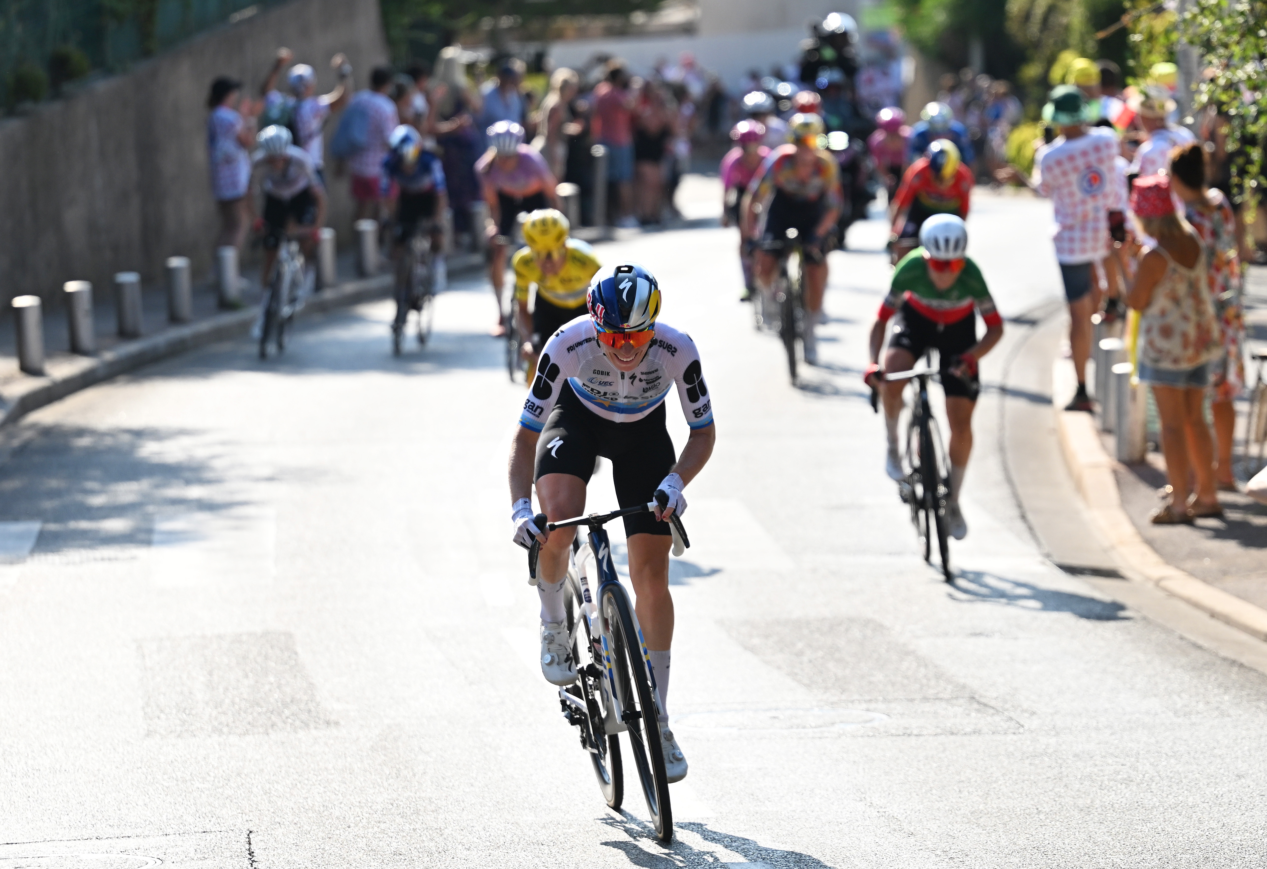 NICE, FRANCE - AUGUST 08: Stage winner Demi Vollering of Netherlands and Team FDJ United - SUEZ attacks during the 5th Tour de France Femmes 2026, Stage 8 a 171.9km stage from Sisteron to Nice / #UCIWWT / on August 08, 2026 in Nice, France. (Photo by Tim de Waele/Getty Images)
