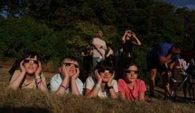 The solar eclipse in pictures: How the spectacle was seen across Ireland - The Irish Times