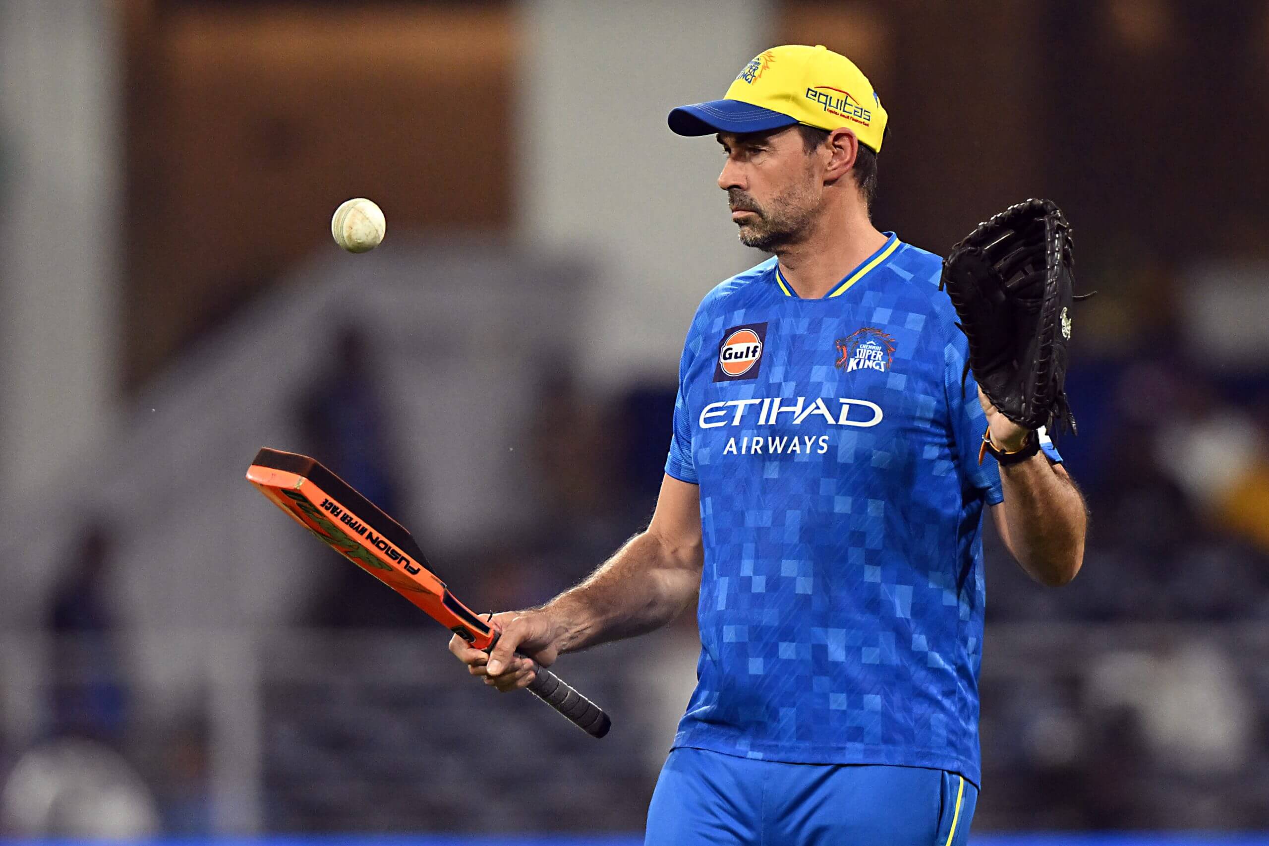 Stephen Fleming conducts a warm up with Chennai Super Kings