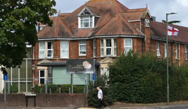 Man fighting for life after stabbing at asylum hotel on edge of London - London Evening Standard
