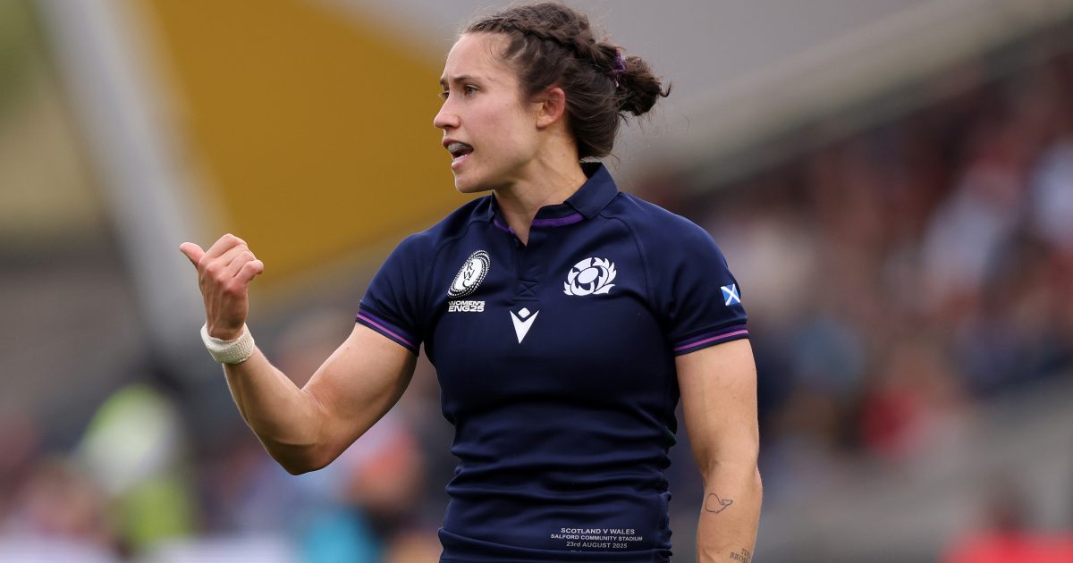 'I absolutely loved it': How a 330km walk kept Rhona Lloyd on the pitch