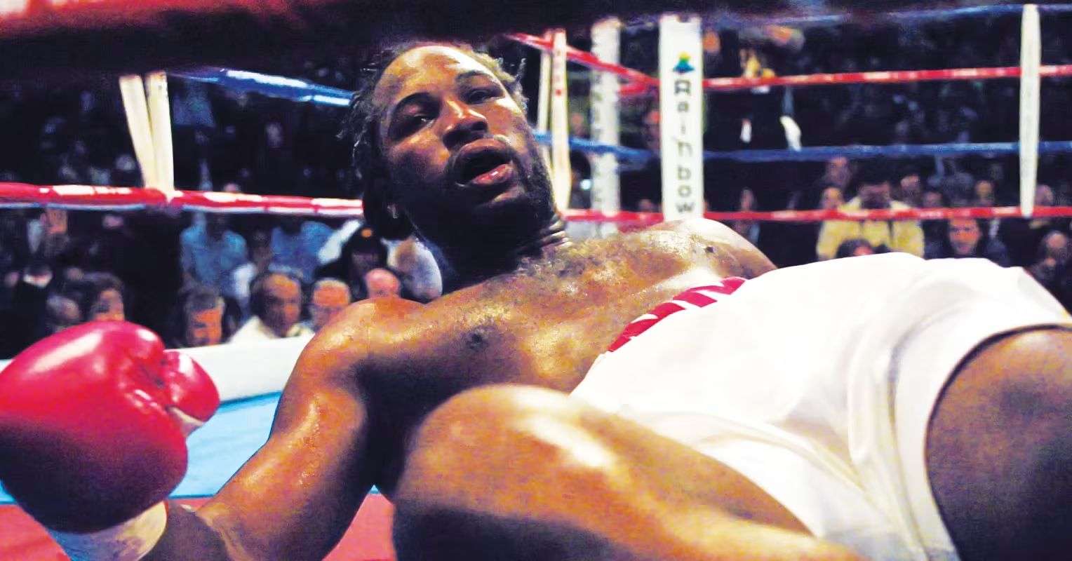 Former heavyweight champion who beat Lennox Lewis will now return in September after 12 years out