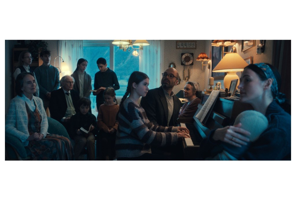 'Fjord' Trailer: First Look At Cannes Palme d'Or Winner Starring Renate Reinsve