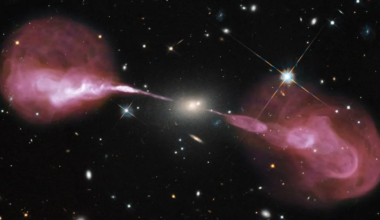 What happens when a galaxy's supermassive black hole turns off? These dying radio galaxies could show us