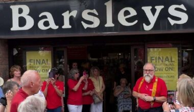 Shoppers gather to bid farewell to Barsleys Department Store in Paddock Wood after 135 years of trading