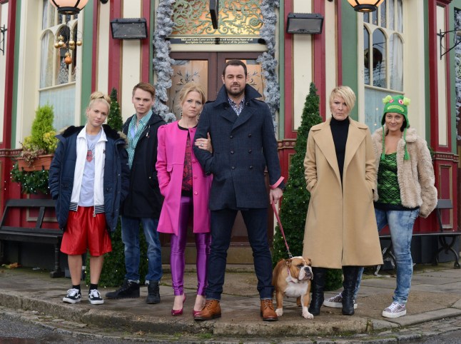Nancy, Jonny, Linda, Mick, Shirley and Tina Carter stood in front of the Queen Vic
