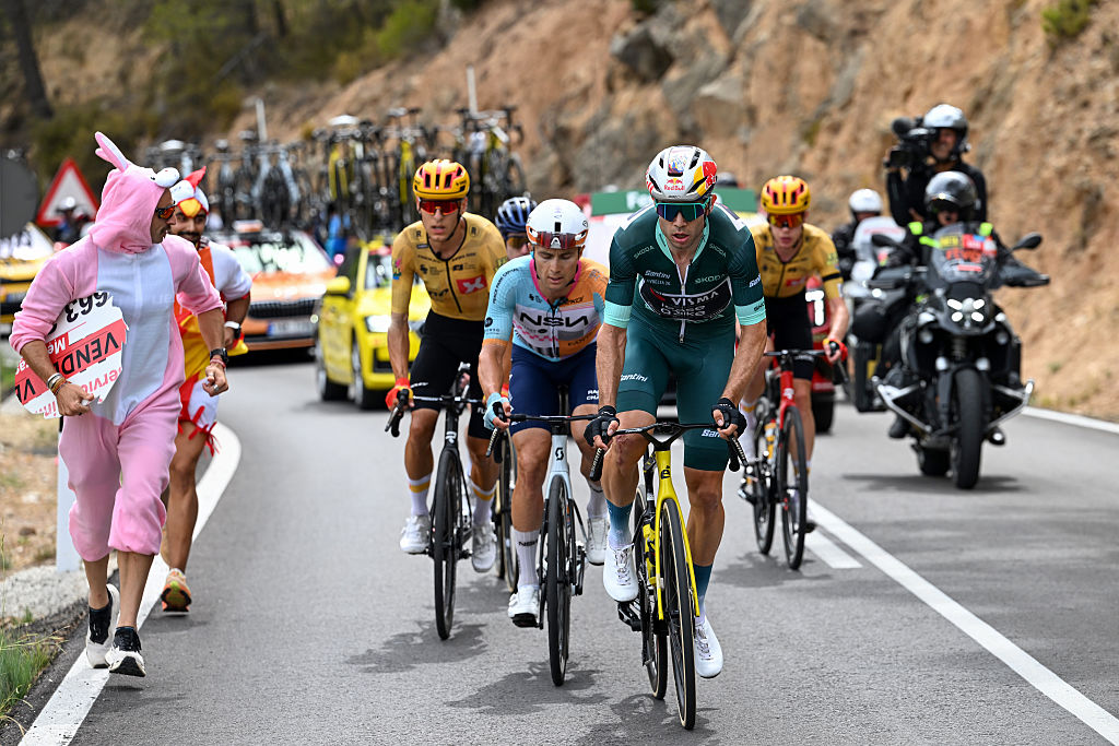 ARAMON VALDELINARES, SPAIN - AUGUST 29: Wout Van Aert of Belgium and Team Visma | Lease a Bike - Green Points Jersey leads the breakaway while fans cheer during the La Vuelta - 81st Tour of Spain 2026, Stage 7 a 149.48m stage from Vall d&amp;apos;Alba to Aramon Valdelinares 1965m / #UCIWT / on August 29, 2026 in Aramon Valdelinares, Spain. (Photo by Tim de Waele/Getty Images)