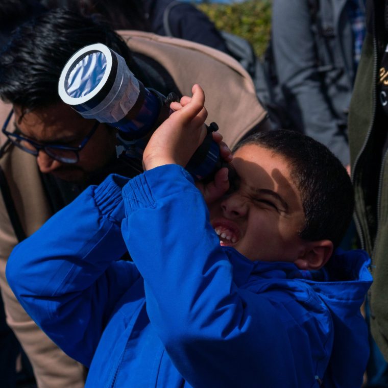 A child watching the partial solar eclipse in 2025 (Photo: National Space Centre, Leicester)