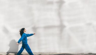 The exact number of minutes you need to walk for per day to boost your health