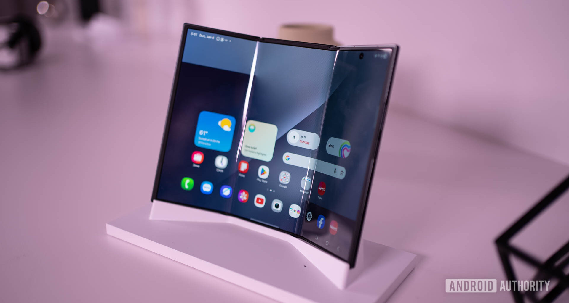 Samsung's flagship lineup may grow to 8 phones a year in 2027!