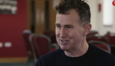 Nigel Owens names the best captain he refereed, snubs Richie McCaw - Page 3 of 3