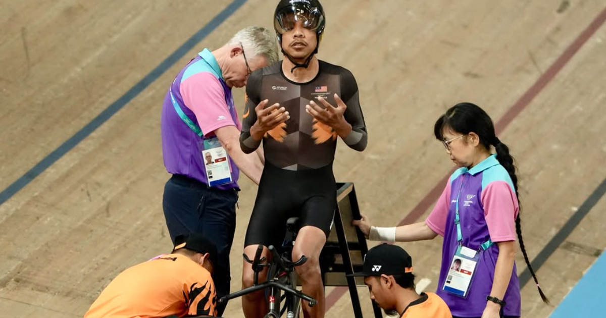 Malaysia's Mohamad Yusof Hafizi Shaharuddin breaks Commonwealth Games record in Men's Paracycling C1 1000m Time Trial