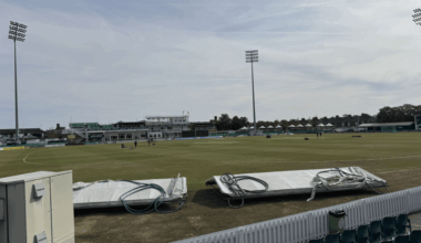 Defeat at Leicestershire - Somerset