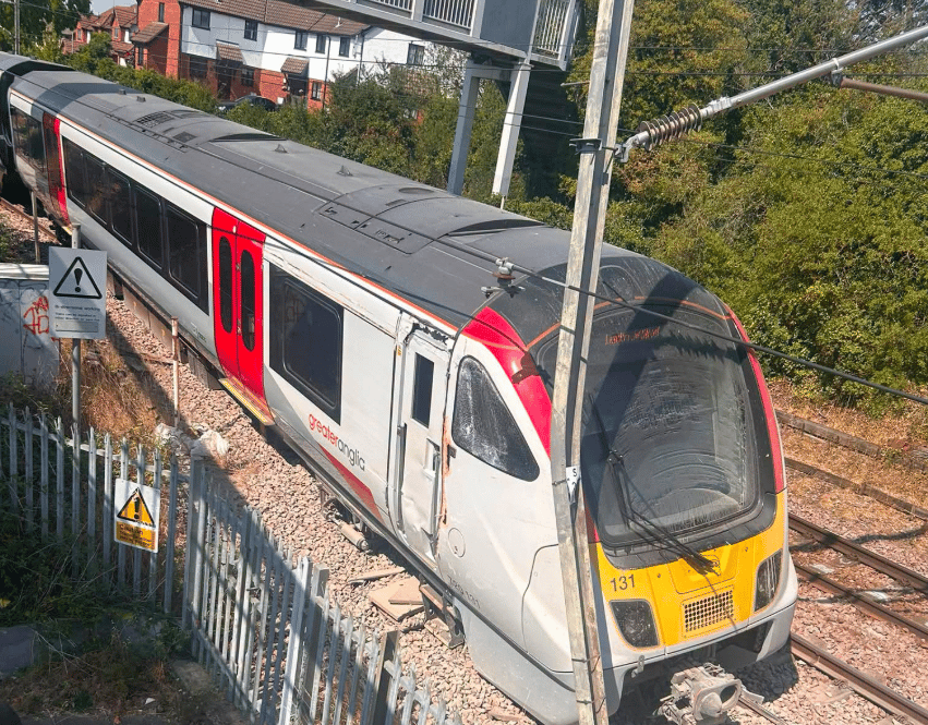 London bus strike causes travel woe for thousands across capital - LIVE - London Evening Standard