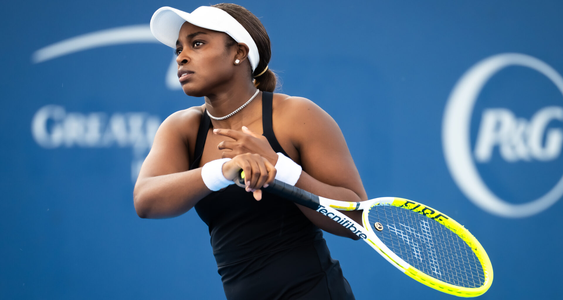Stephens ousts Potapova in Cincinnati for first Top 30 win since 2024