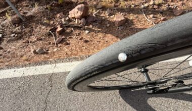 Tacks reportedly found on final fast descent of Vuelta a España stage, sparking safety concerns - Cycling News | Bike Reviews