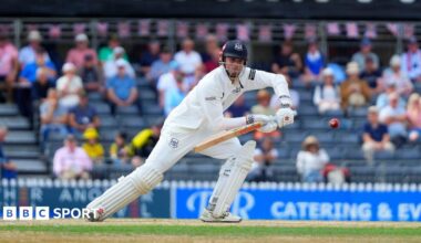 Ollie Price batting for Gloucestershire at Cheltenham College