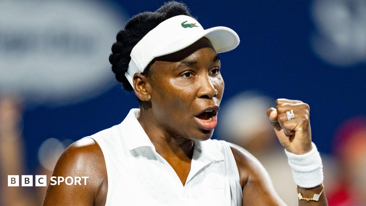 Venus Williams celebrates a point during her singles match at the Cincinnati Open