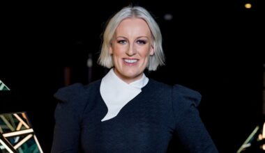 BBC's The Big Deal: Steph McGovern makes art dealing addictive
